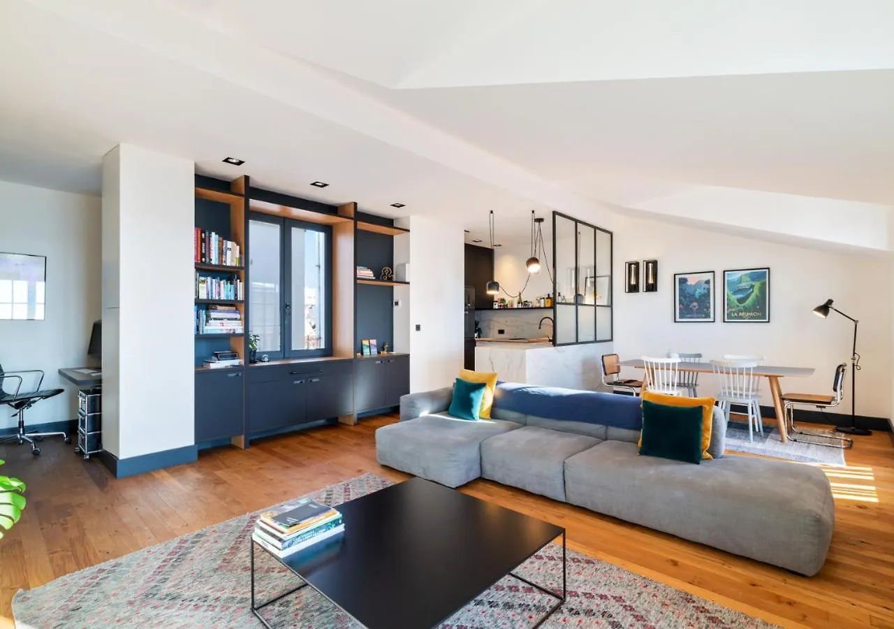 Appartement Avec Vue Sur La Cote Des Basques By Ginto Hotels Biarritz Apartment
